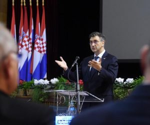 10.12.2019., Zagreb - Povodom 20. godisnjice smrti prvog hrvatskog predsjednika dr. Franje Tudjmana u organizaciji Ministarstva obrane i Hrvatske vojske na Hrvatskom vojnom ucilistu Dr. Franjo Tudjman odrzao se okrugli stol na temu Dr. Franjo Tudjman vrhovni zapovjednik i drzavnik. Predsjednik Vlade Andrej Plenkovic
Photo: Marko Lukunic/PIXSELL