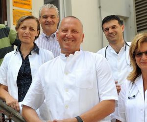 06.07.2011., Djecja bolnica Srebrnjak, Zagreb - Ravnatelj Boro Nogalo i lijecnici Djecje bolnice Srebrnjak Mirjana Turkelj, Damir Erceg, Lana Bukovac Tambic, Miroslav Harjacek i Davor Plavec. 
Photo: Goran Stanzl/PIXSELL