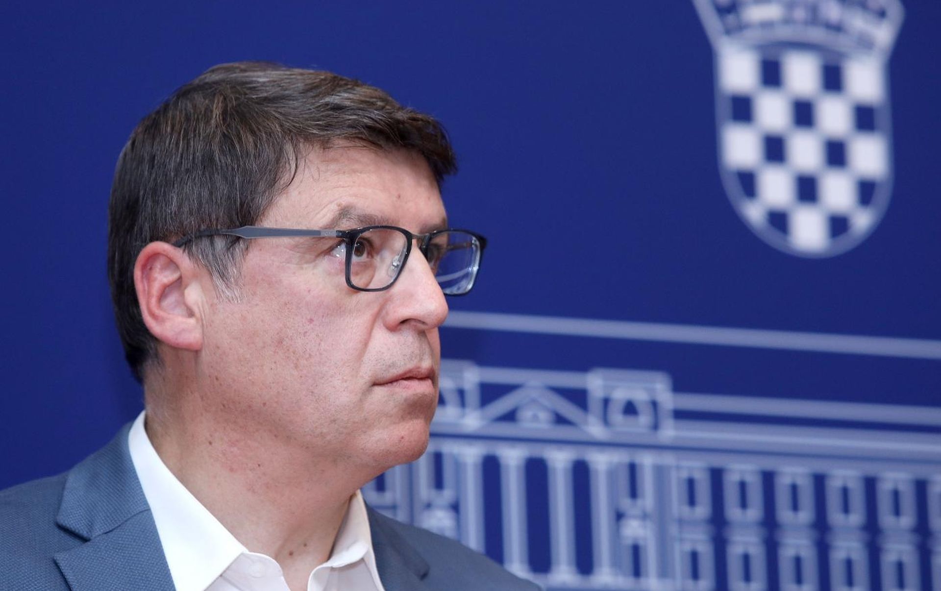 12.11.2019., Zagreb - Zastupnici SDP-a Zeljko Jovanovic i Josko Klisovic ostro su na konferenciji za medije u Saboru napali predsjednicu Kolindu Grabar Kitarovic.
Photo: Patrik Macek/PIXSELL
