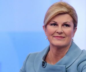 17.12.2019., Zagreb - Suceljavanje svih 11 predsjednickih kandidata na HRTu. Kolinda Grabar Kitarovic, Zoran Milanovic, Mislav Kolakusic, Miroslav Skoro, Ivan Pernar, Katarina Peovic, Anto Djapic, Dejan Kovac, Nedjeljko Babic, Dalija Oreskovic i Dario Jurican.
Photo: Igor Kralj/PIXSELL