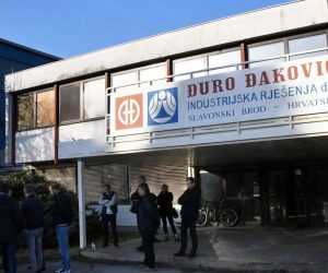 18.12.2019., Slavonski Brod -  Konferencija za medije strajkaskog odbora tvrtke Djuro Djakovic Industrijska rjesenja povodom neisplate placa.
Photo: Ivica Galovic/PIXSELL