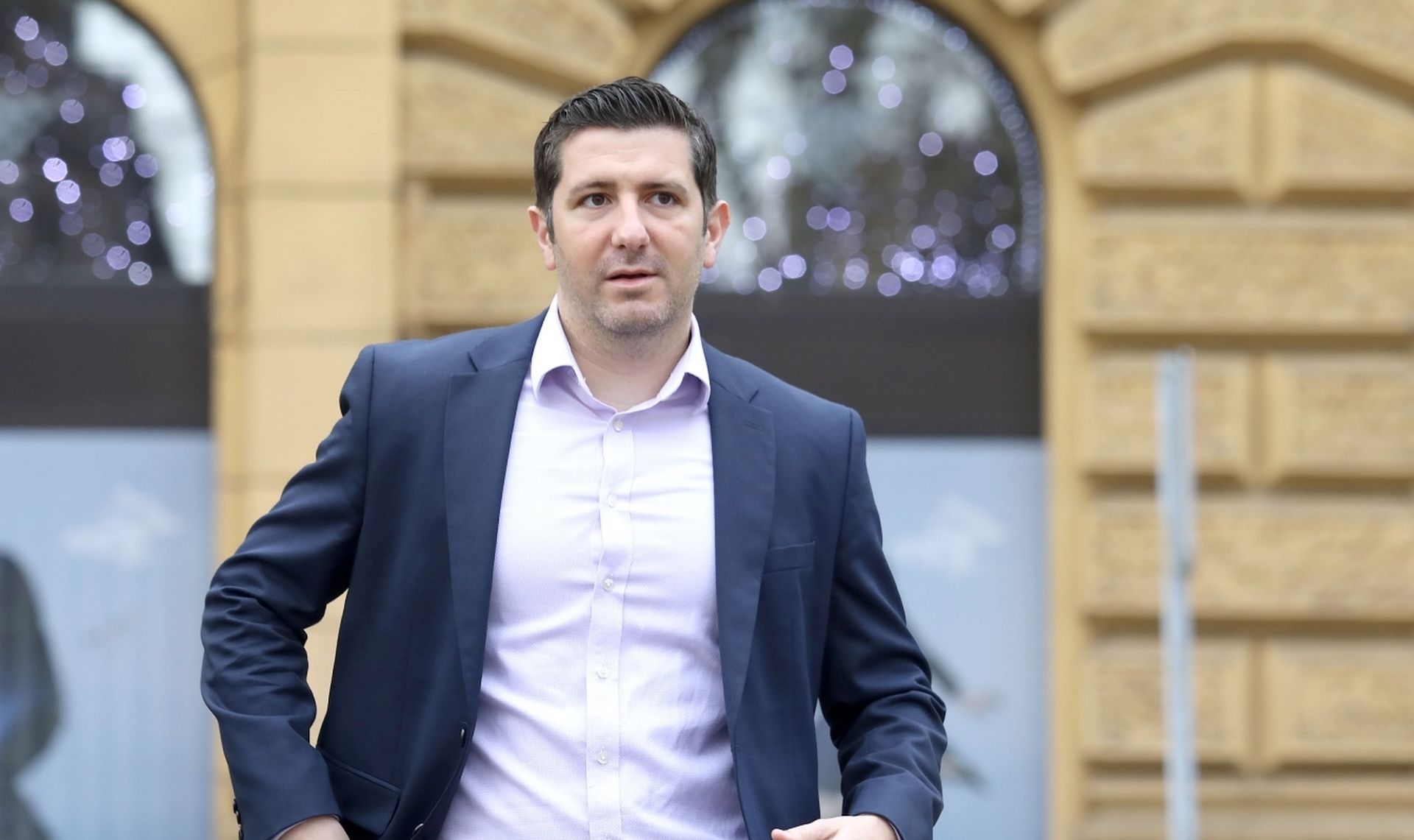 19.12.2019., Zagreb - Kandidat na izborima za hrvatskog predsjednika, ekonomist Dejan Kovac koji se natjece kao nezavisni kandidat uz podrsku HSLS-a odrzao je na Zrinjevcu konferenciju za medije.
Photo: Patrik Macek/PIXSELL