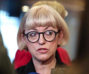 23.09.2019., Zagreb - U organizaciji Ministarstva za demografiju, obitelj, mlade i socijalnu politiku odrzan strucni skup "Nasilje u drustvu- izvor stresa i/ili profesionalan izazov za strucnjake?"
Vesna Bedekovic. 
Photo: Robert Anic/PIXSELL