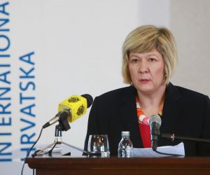 27.01.2016., Zagreb - hotel Westin, Transparency International Hrvatska (TIH) na konferenciji za novinare predstavlja Indeks percepcije korupcije 2015. Davorka Budimir. 
Photo: Dalibor Urukalovic/PIXSELL