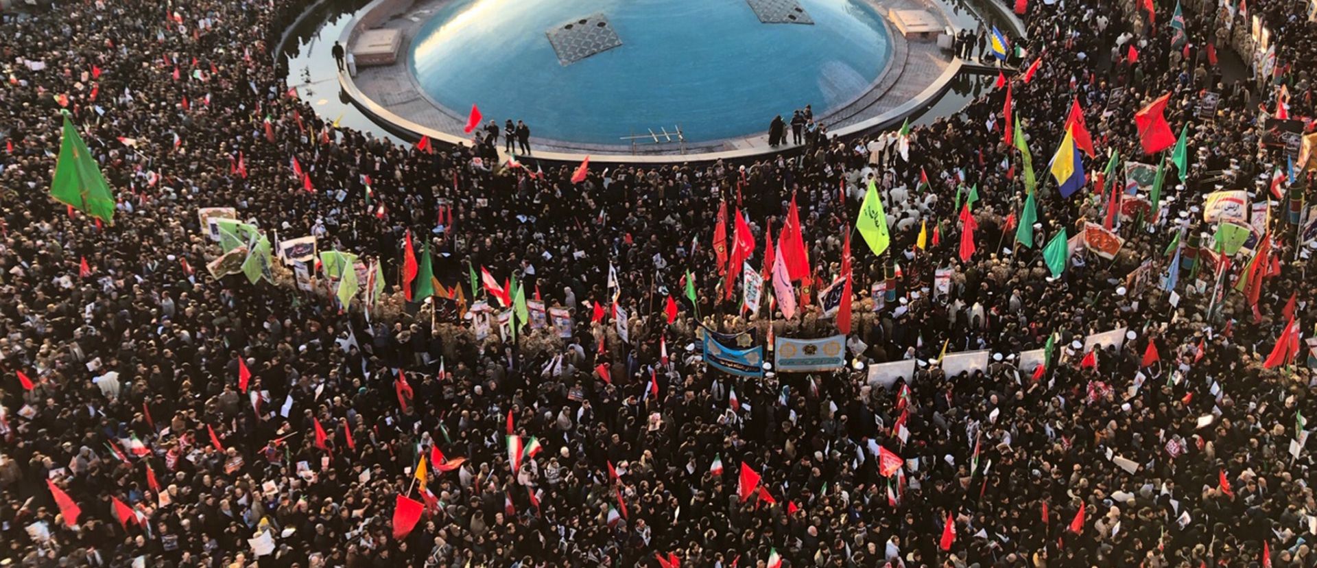 epa08106679 Iranians attend the funeral ceremony of Qasem Soleimani, the late Iranian Revolutionary Guards Corps (IRGC) Major General and commander of the Quds Forces, in the city of Tehran, Iran, 06 January 2020. Soleimanil was killed in a targeted US airstrike on 03 January 2020, in Baghdad, Iraq.  EPA/ABEDIN TAHERKENAREH BEST QUALITY AVAILABLE