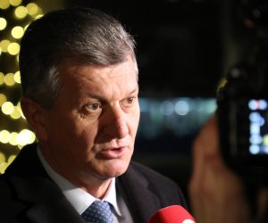 Zagreb, 7.1.2020.- Zajednička sjednica Predsjedništva i Nacionalnog vijeća Hrvatske demokratske zajednice. Na fotografiji Milan Kujundžić.
HINA/ Admir BULJUBAŠIĆ/ abu