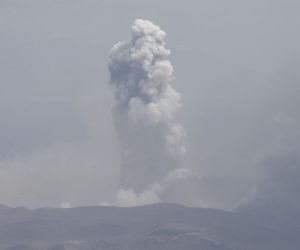 epa08123990 Ash and steam spews into the air, a day after the eruption of Taal Volcano, in Agoncillo town in Batangas province, Philippines, 13 January 2020. Thousands of people have been ordered to evacuate as authorities in the Philippines raised the alert status, due to the increased activity, of the Taal Volcano, located near Manila. The Philippine Institute of Volcanology and Seismology (PHIVOLCS) raised the alert level from one to three, before raising it to four.  EPA/ROLEX DELA PENA