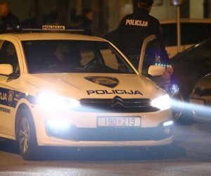 03.01.2020., Zagreb - Jedna je osoba ozlijedjena nakon pucnjave u naselju Malesnica u zapadnom dijelu Zagreba. Policiji je stigla dojava da je u ulici Milivoja Matoseca doslo do pucnjave iz vatrenog oruzja.
Photo: Matija Habljak/PIXSEL