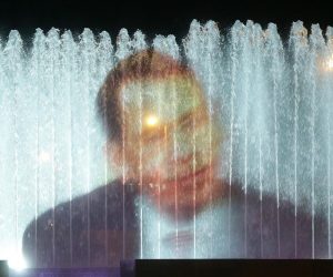 04.10.2016., Zagreb - 3d projekcija uoci 80. rodjendana Vaclava Havela, Ceskog politicara i pisca na fontanama ispred Nacionalne sveucilisne knjiznice u ulici Hrvatske Bratske Zajednice. 
Photo: Luka Stanzl/PIXSELL