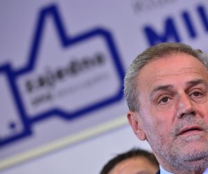 08.11.2015., Zagreb - Docek rezultata parlamentarnih izbora u stozeru Koalicije rada i solidarnosti u Praskoj 5. Milan Bandic. 
Photo: Marko Prpic/PIXSELL