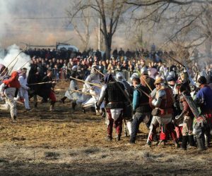 Donja Stubica: Uprizorenje završne bitke na stubičkom polju koja se odigrala 1573. godine 09.02.2019, Donja Stubica, Dvorac Stubicki Golubovec -  Uprizorenje povijesne zavrsne bitke Velike seljacke bune koja se odigrala 1573. godine kad su se pobunili kmetovi pod vodstvom Matije Gupca protiv feudalnog gospodara Franje Tahija i ostalih velikasa.Photo: Jurica Galoic/PIXSELL