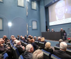 10.01.2020., Zagreb - U dvorani Vijenac Nadbiskupijskoga pastoralnoga instituta odrzana komemoracija za dr. Zdravka Tomca, koju je organizirao Forum hrvatske sloge - gradjanska udruga za dijalog, toleranciju i zajednistvo i prijatelji iz Vlade demokratskog jedinstva.Mirko Barisic
Photo: Robert Anic/PIXSELL