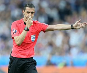 10.06.2016., stadion Stade de France, Pariz, Francuska - Europsko nogometno prvenstvo EURO 2016., skupina A, 1. kolo, Francuska - Rumunjska. Viktor Kassai . Photo: Sanjin Strukic/PIXSELL
