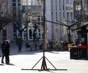 12.01.2020., Rijeka - Ostaci skulpturee Ivana Kozarica "Stog sijena" na trgu 128. brigade HV-a nakon sto je sijeno izgorjelo u pozaru. Instalacija je postavljena u sklopu projekta Europska prijestolnica kulture. Photo: Goran Kovacic/PIXSELL