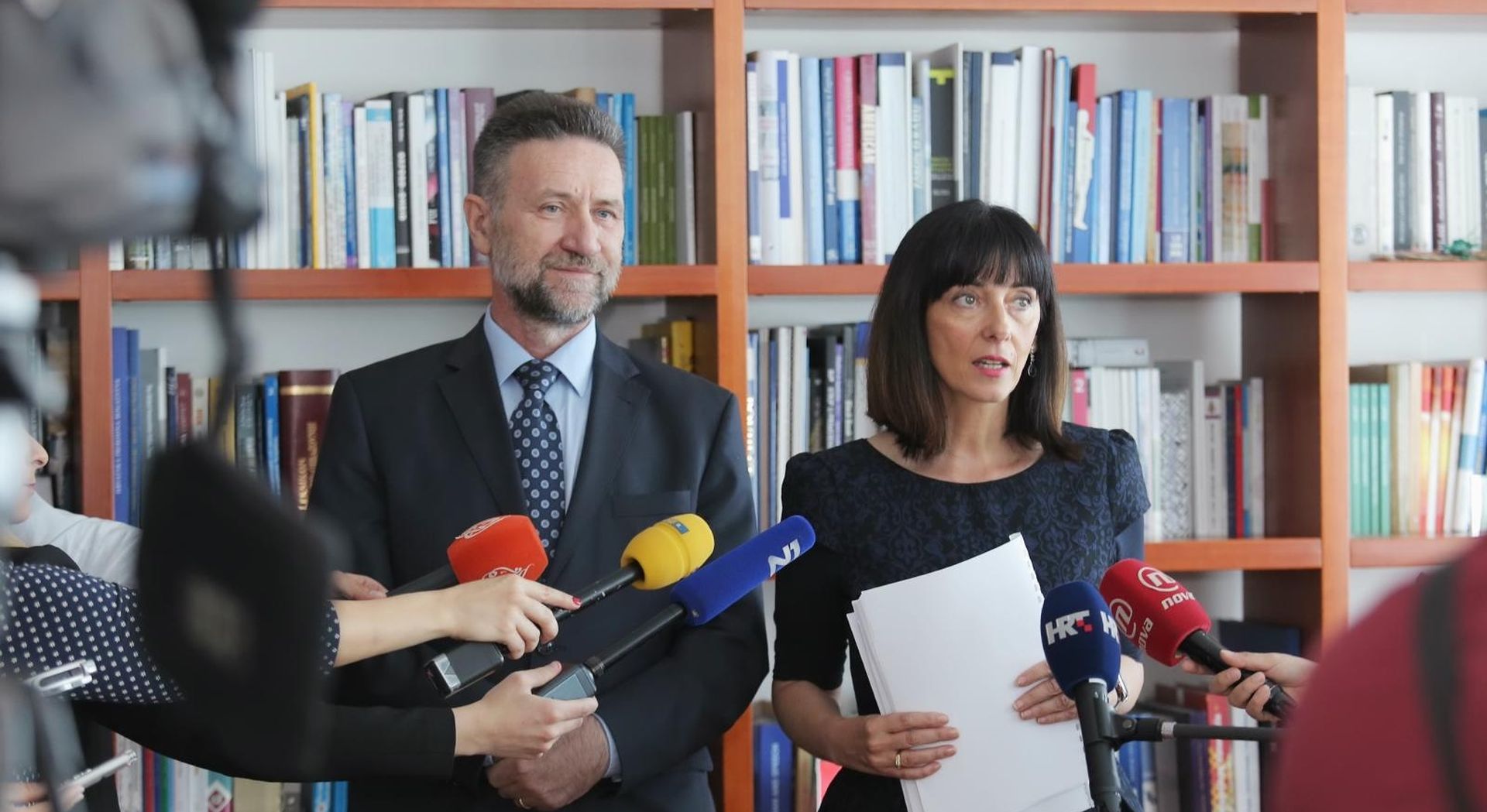 12.06.2017., Zagreb - Primopredaja duznosti u Ministarstvu znanosti i obrazovanja izmedju dosadasnjeg ministra Pave Barisica i novoimenovane ministrice Blazenke Divjak. 
Photo: Tomislav Miletic/PIXSELL