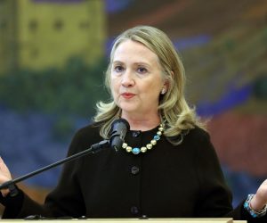 31.10.2012., Zagreb - Predsjednik Republike Hrvatske Ivo Josipovic primio je u Uredu predsjednika drzavu tajnicu Sjedinjenih Americkih Drzava Hillary Clinton koja je posjetila Zagreb u sklopu turneje po zemljama Zapadnog Balkana. Photo: Zeljko Lukunic/PIXSELL