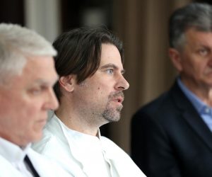 Zagreb: Konferencija s temom značajnog povećanja oboljelih od gripe i upale pluća 19.01.2019., Zagreb, Mirogojska 8 - Konferencija za medije s temom znacajnog povecanja broja bolesnika s teskom gripom i upalom pluca hospitaliziranih u Klinici za infektivne bolesti Dr. Fran Mihaljevic.  Doc. dr. sc. Marko Kutlesa - procelnik Zavoda za intenzivnu medicinu i neuroinfektologiju.
Photo: Igor Kralj/PIXSELL