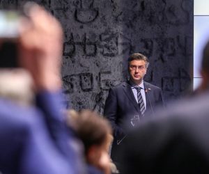 20.01.2020., Zagreb - U Nacionalnoj i sveucilisnoj knjiznici odrzan je sastanak predsjednika parlamentarnih odbora za europske poslove drzava clanica EU-a (COSAC). Prva sjednica - Prioriteti hrvatskog predsjedanja Vijecem Europske unije. Predsjednik Vlade RH Andrej Plenkovic Photo: Borna Filic/PIXSELL/EU2020HR