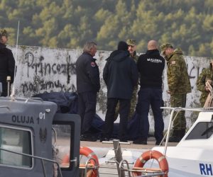 28.01.2020., Zablace - Pripreme za nastavak potraga za vojim piotom ciji se helikopter srusio u more izmedju Zablaca i Zlarina.
Photo: Hrvoje Jelavic/PIXSELL