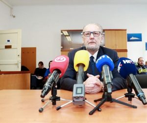 29.01.2020., Zagreb - Na Zupanijskom sudu u Zagrebu nastavljeno je sudjenje Tomislavu Sauchi i njegovoj tajnici Sandri Zeljko optuzenima u aferi Dnevnice. Danasnji svjedok u tom slucaju bio je ministar unutarnjih poslova Davor Bozinovic. Photo: Sanjin Strukic/PIXSELL