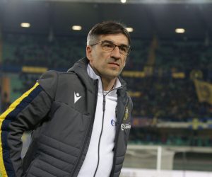 epa08123072 Hellas Verona's head coach Ivan Juric during the Italian Serie A soccer match Hellas Verona FC vs Genoa FC at Marcantonio Bentegodi stadium in Verona, Italy, 12 January 2020.  EPA/EMANUELE PENNACCHIO