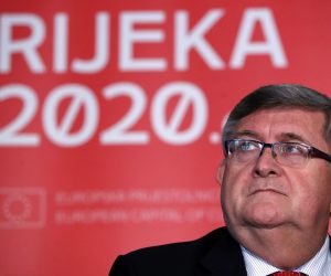 Rijeka, 01.02.2020 - Tiskovna konferencija povodom svecanosti Europska prijestolnica kulture Rijeka 2020 u brodu Marina u Rijeci. Na slici rijecki gradonacelnik Vojko Obersnel.
foto HINA/ Damir SENCAR/ ds