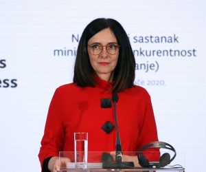 Zagreb, 04.02.2020 - Tiskovna konferencija nankon Neformalnog sastanka ministara za konkurentnost (Istraivanje) u sklopu predsjedanja Republike Hrvatske Vijecem Europske unije u Nacionalnoj i sveucilinoj knjinici u Zagrebu. Na slici ministrica znanosti i obrazovanja Blalenka Divjak.