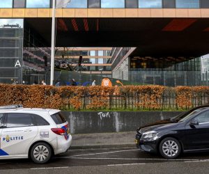 epa08215205 Outside view of the ING  office in Amsterdam, where a letter bomb exploded, The Netherlands, 13 February 2020. It was a small explosion and nobody was injured.  EPA/EVERT ELZINGA