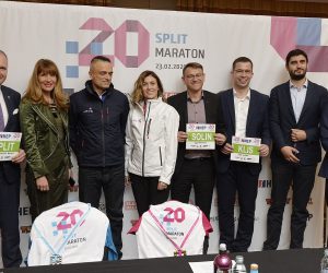 Split, 14.02.2020. Konferencija za medije 20.SPLIT MARATONA. Na slici Andro Krstulović Opara, Kristijan Sindik, Sandra Russo, Dalibor Ninčević, Jakov Vetma, Stipe Čogelja, Joško Stella.                                                   foto HINA/ Mario STRMOTIĆ/ ms