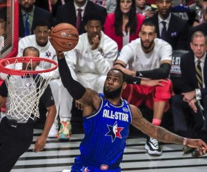 epa08223276 Team LeBron forward LeBron James scores during the NBA All Star game between Team Lebron and Team Giannis at the United Center in Chicago, Illinois, USA, 16 February 2020.  EPA/NUCCIO DINUZZO  SHUTTERSTOCK OUT