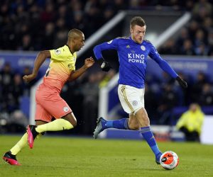 epa08238328 Manchester City's Fernandinho (L) and Leicester City's Jamie Vardy (R) during the English Premier League soccer match between Leicester City and Manchester City at the King Power stadium in Leicester, Britain, 22 February 2020.  EPA/TIM KEETON EDITORIAL USE ONLY. No use with unauthorized audio, video, data, fixture lists, club/league logos or 'live' services. Online in-match use limited to 120 images, no video emulation. No use in betting, games or single club/league/player publications