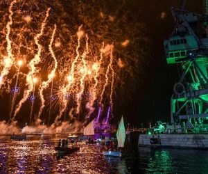 01.02.2020., Rijeka - Na velikoj pozornici, smjestenoj na De Francheskijevu gatu u rijeckoj luci, odrzan je svecani program otvorenja Rijeka 2020. - Europska prijestolnica kulture. Photo: Josip Regovic/PIXSELL