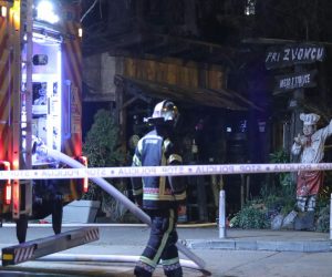05.02.2020., Zagreb - 25 vatrogasaca sa sedam vatrogasnih vozila gase pozar u restoranu Pri zvoncu u ulici Vrbik 12.  Pozar je lokaliziran, a jednoj osobi je pruzena medicinska pomoc. 
Photo: Luka Stanzl/PIXSELL