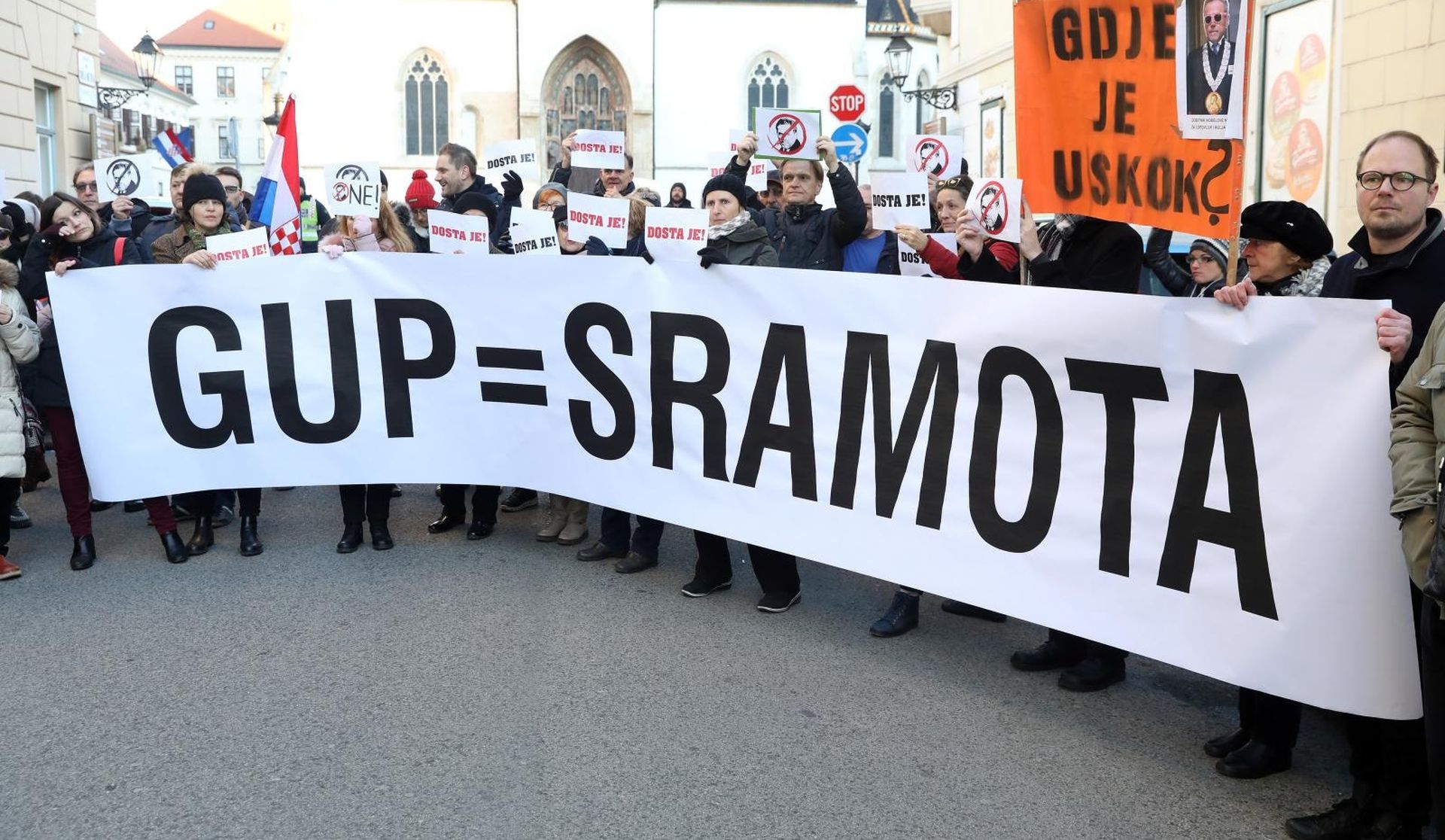 06.02.2020., Zagreb - Prosvjed gradjana, gradskih udruga i inicijativa ispred Gradske skupstine protiv izmjena Generalnog urabistickog plana. Photo: Patrik Macek/PIXSELL