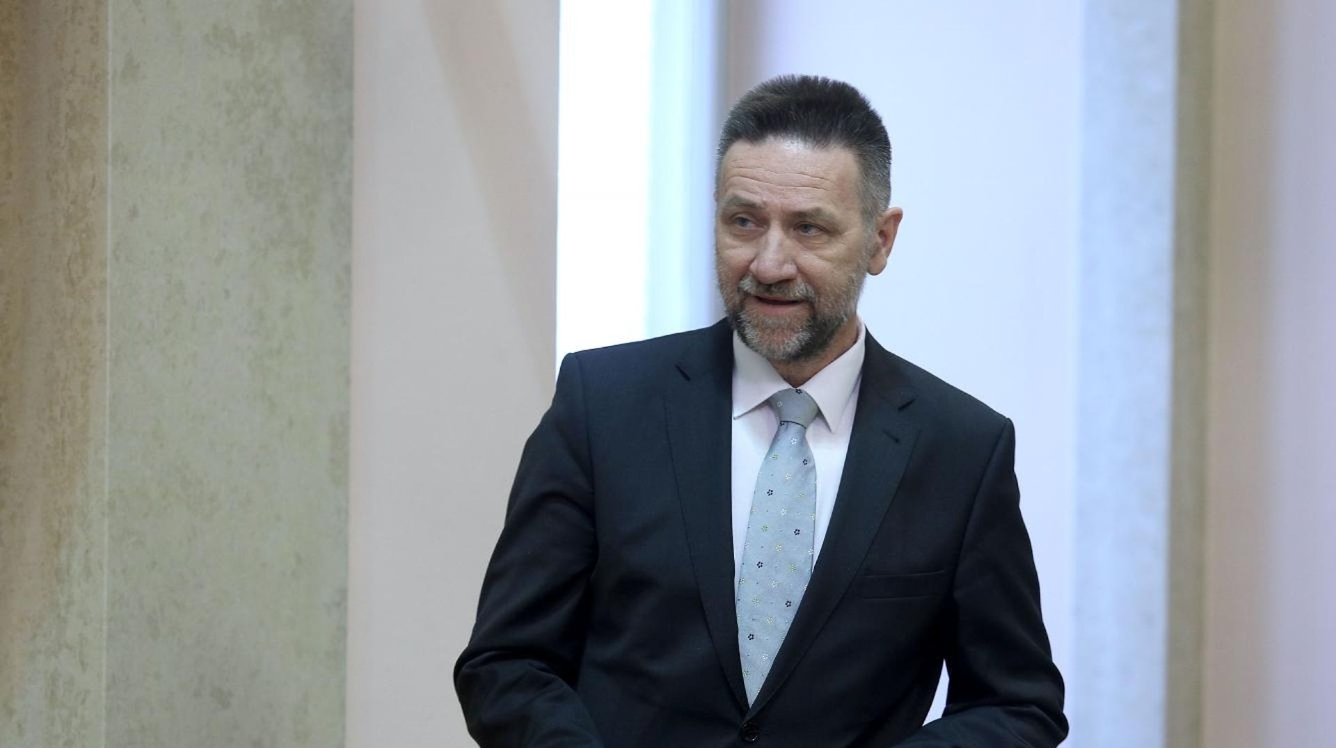 07.06.2017., Zagreb - U sjeni neuspjelih pregovora HDZ-a i HNS-a oko rekonstrukcije Vlade, Hrvatski sabor danas je aktualnim prijepodnevnom zapoceo 4. sjednicu. Pavo Barisic. 
Photo: Patrik Macek/PIXSELL