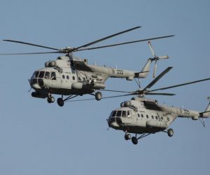 28.05.2009..Karlovac,Hrvatska - Sredisnja svecanost obiljezavanja Dana Oruzanih snaga Republike Hrvatske i Dana hrvatske kopnene vojske na Gradskom stadionu 'Branko Cavlovic  - Cavlek'  Prelet helikoptera MI171sh
Photo: Zeljko Lukunic/24sata