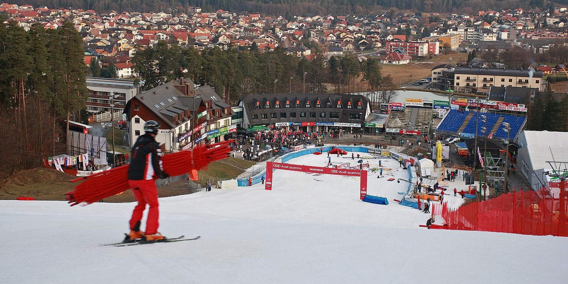 16.01.2010., Slovenia, Maribor - Zlatna lisica FIS Svjetski kup.Zbog losih uvijeta na stazi uvjetovanih radi toplog vremena otkazana je slalom utrka za zene.
Photo: Igor Kralj/PIXSELL