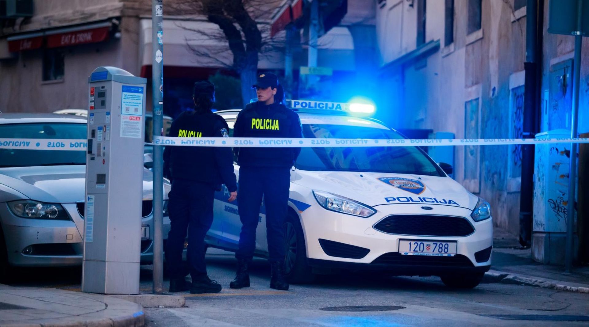 11.01.2020., U centru Splita, u blizini crkve svetog Frane u Radmilovicevoj ulici, upucan je muskarac, a nedugo nakon toga upucan je jos jedan muskarac na Sperunu. Photo: Milan Sabic/PIXSELL