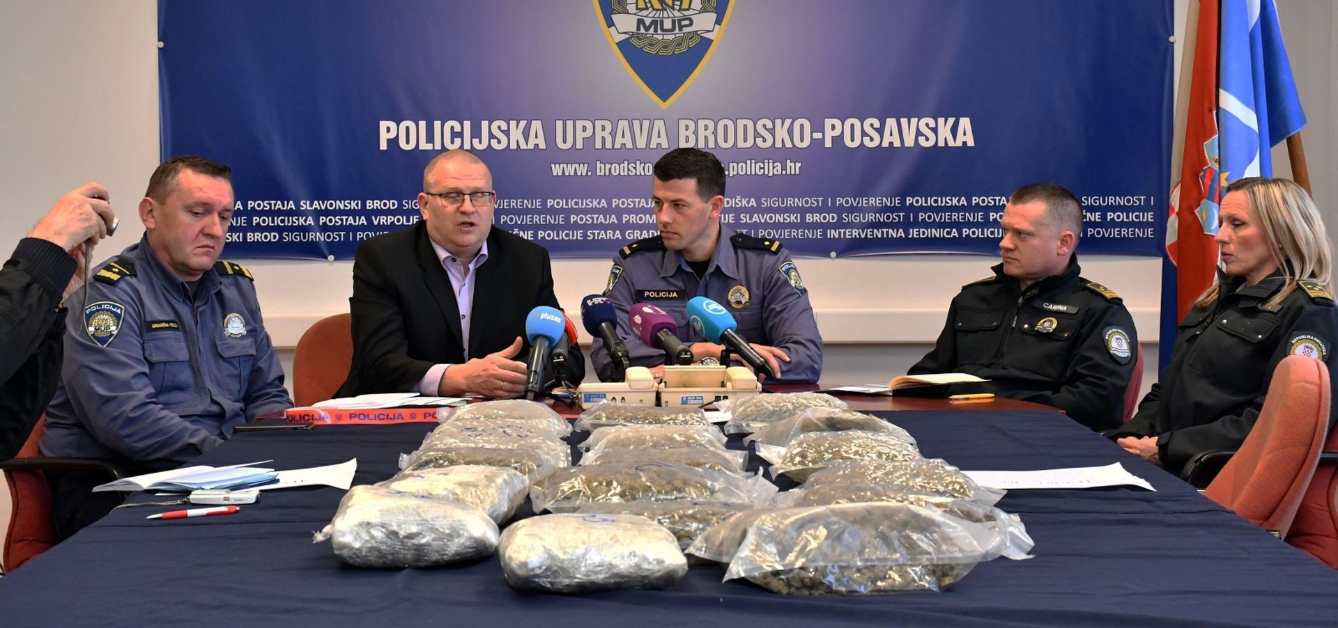 13.02.2020., Slavonski Brod - Izvanredna konferencija za medije u vezi zapljene droge na granicnom prijelazu Stara Gradiska

Photo: Ivica Galovic/PIXSELL