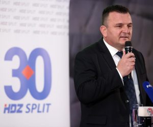 18.01.2020., Hotel Radisson Blu, Split - Predsjednik HDZ-a Andrej Plenkovic sudjelovao je na svecanom obiljezavanju 30. obljetnice osnutka HDZ-a Grada Splita. Petar Skoric. 
Photo: Miranda Cikotic/PIXSELL