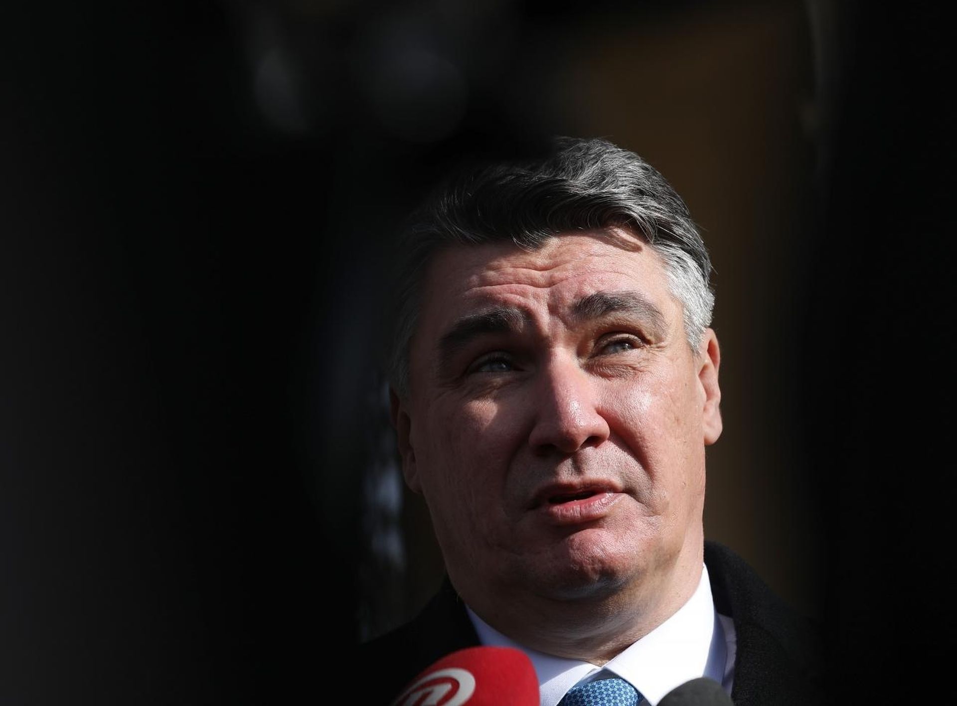 19.02.2020., Zagreb - Predsjednik Republike Zoran Milanovic polozio vijence i zapaliio svijece kod spomenika Glas hrvatske zrtve – Zid boli, na grobnicu Narodnih heroja te na grobu Ivice Racana i prvog predsjednika RH dr Franje Tudjmana. 
Photo: Robert Anic/PIXSELL