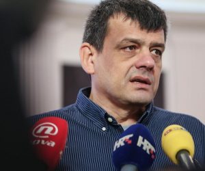 20.09.2017., Zagreb - Okrugli stol Cijepljenje, cinjenicama protiv mitova u Hrvatskom novinarskom drustvu. Bernard Kaic, voditelj za epidemiologiju zaraznih bolesti.     
Photo: Igor Soban/PIXSELL