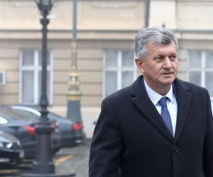27.01.2020., Zagreb - Ministar zdravstva Milan Kujundzic dolazi u Banske dvore. Photo: Patrik Macek/PIXSELL