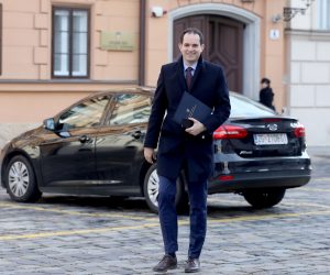 28.02.2020., Zagreb - Prije nastavka saborske sjednice na kojoj bi se trebalo glasovati odrzana je u Banskim dvorima sjednica  vladajuce koalicije na kojoj su uz premijera Plenkovica bili i zastupnici nacionalnih manjina koji su prosli petak srusili kvorum i odgodili glasovanje.
Photo: Patrik Macek/PIXSELL