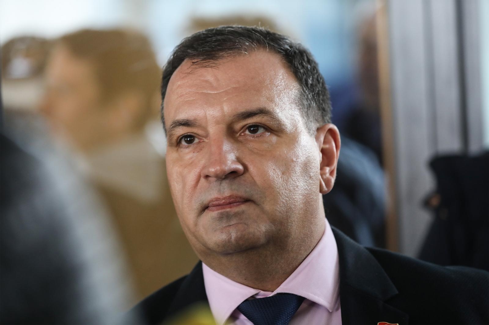 29.01.2020., Zagreb - Buduci ministar zdravstva Vili Beros sastao se s Ivom Maticevicem u zgradi Ministarstva zdravstva koji je 14 dana hodao od Metkovica do Zagreba zbog loseg stanja u zdravstvu. Photo: Robert Anic/PIXSELL
