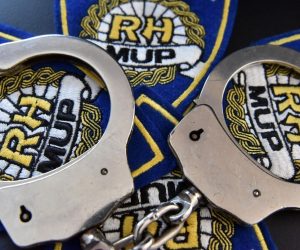 30.03.2018., Sibenik
Policijske lisice-
Photo: Hrvoje Jelavic/PIXSELL