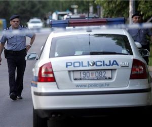 policija