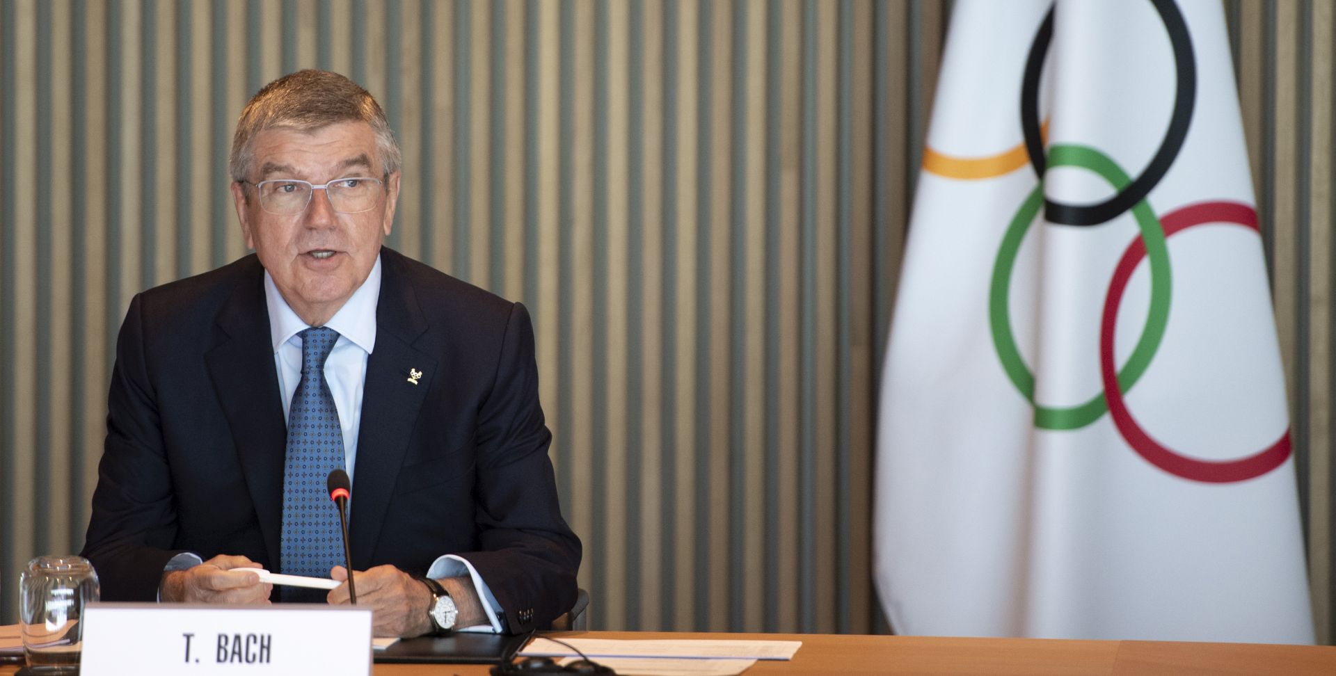 epa08266055 IOC President Thomas Bach from Germany speaks during the opening of the executive board meeting of the International Olympic Committee (IOC), at the Olympic House, in Lausanne, Switzerland, 03 March 2020.  EPA/LAURENT GILLIERON