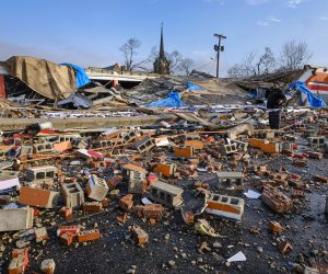 epa08267365 A destroyed auto parts store was among the damage by a tornado in Nashville, Tennessee, USA, 03 March 2020. The tornado that moved across Middle Tennessee has left at least 19 dead according to official reports.  EPA/RICK MUSACCHIO