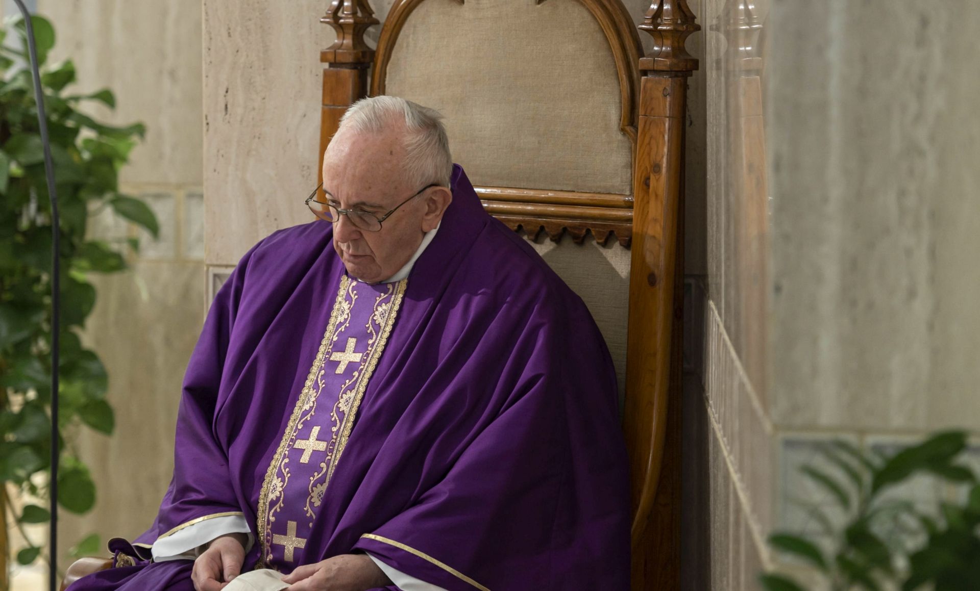 epa08282676 A handout picture provided by the Vatican Media shows Pope Francis celebrating Mass at Saint Martha's House, in Vatican City, 10 March 2020. The Pope urged on the day Catholic priests on to go out and see those sickened by the novel coronavirus.  EPA/VATICAN MEDIA HANDOUT  HANDOUT EDITORIAL USE ONLY/NO SALES